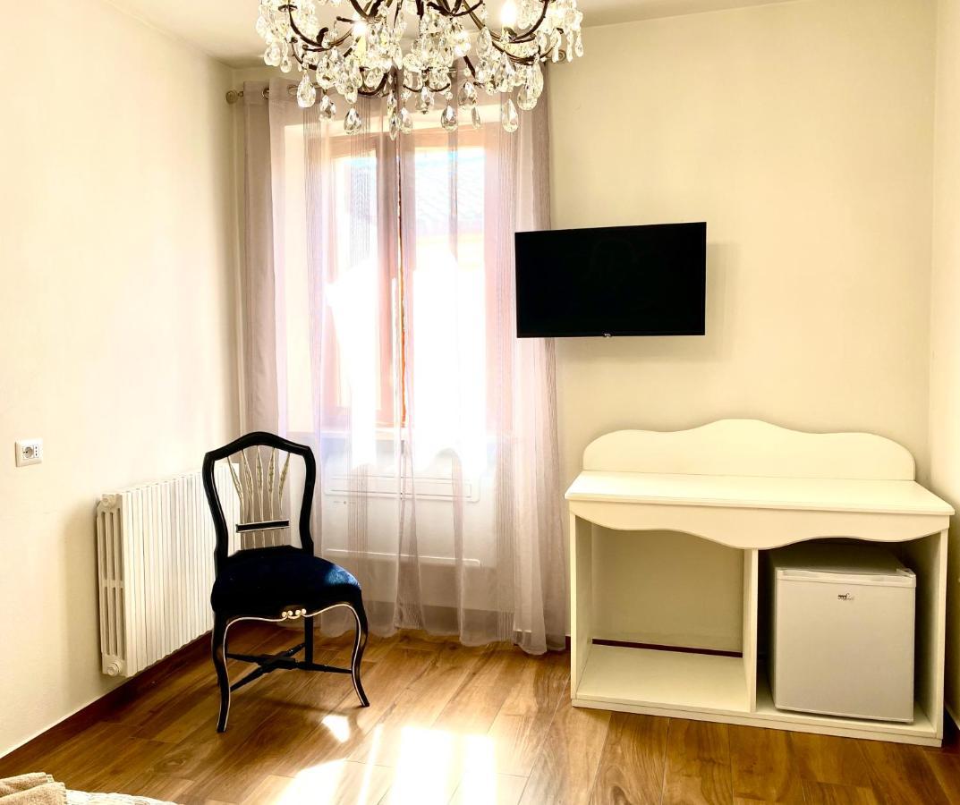 Residenza Via Rocca Tre Apartment Лацизе Екстериор снимка