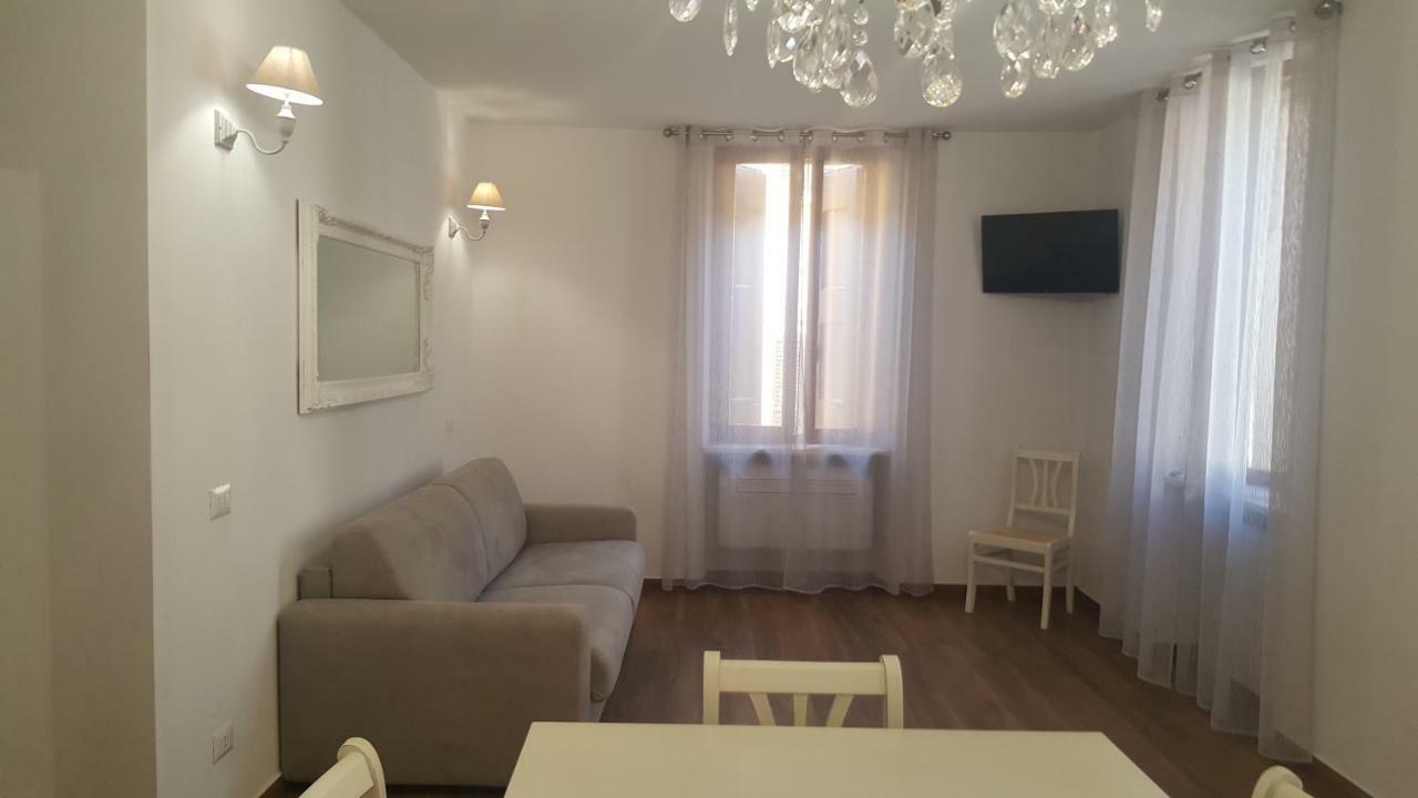 Residenza Via Rocca Tre Apartment Лацизе Екстериор снимка