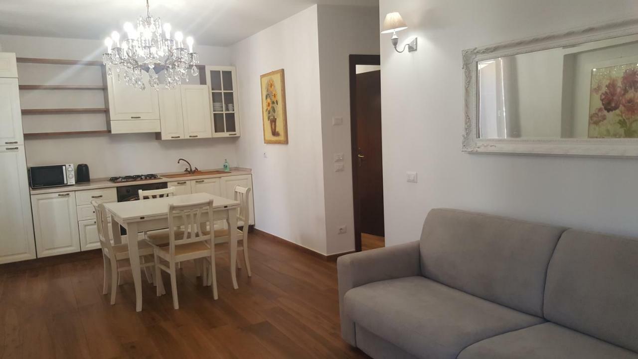 Residenza Via Rocca Tre Apartment Лацизе Екстериор снимка